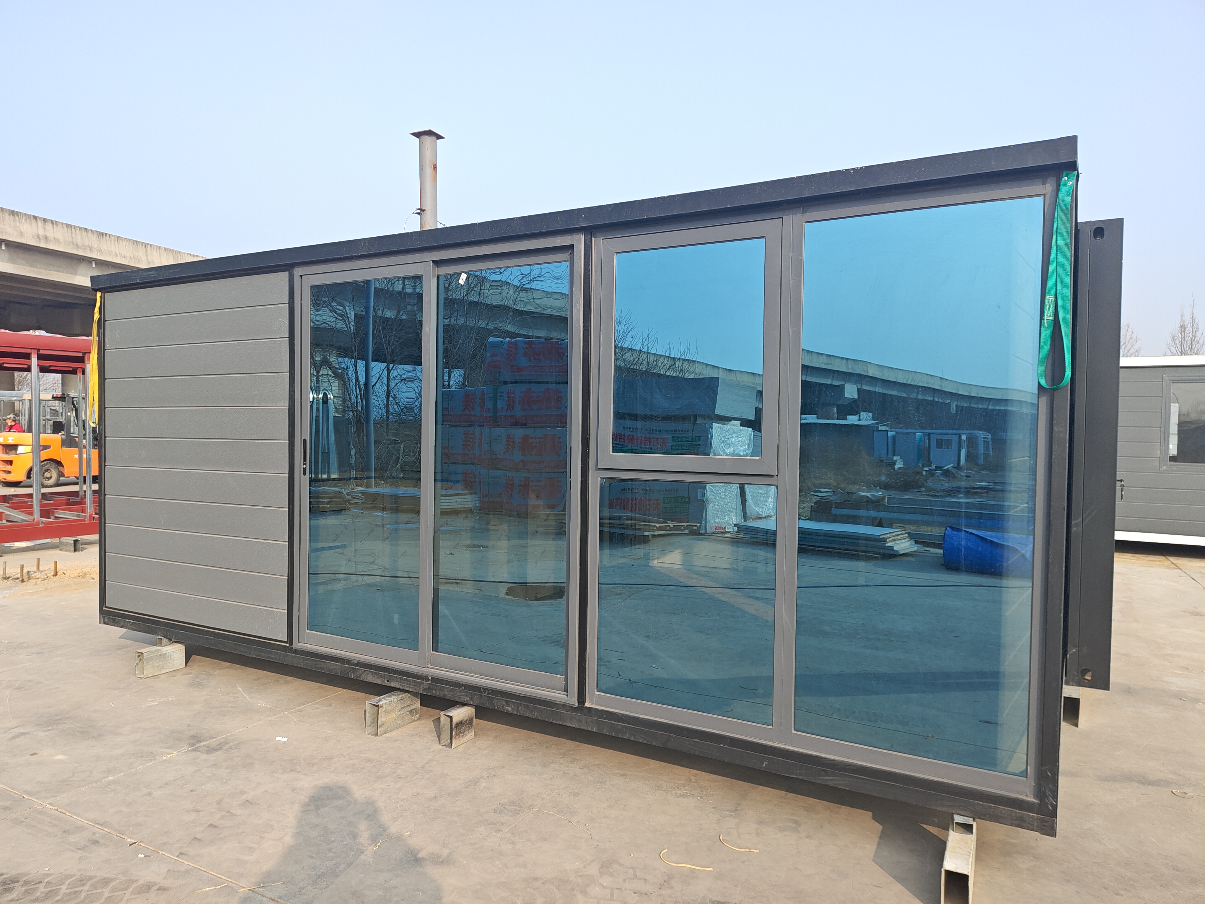 Casa Expandible 68m2 - Plegada para transporte